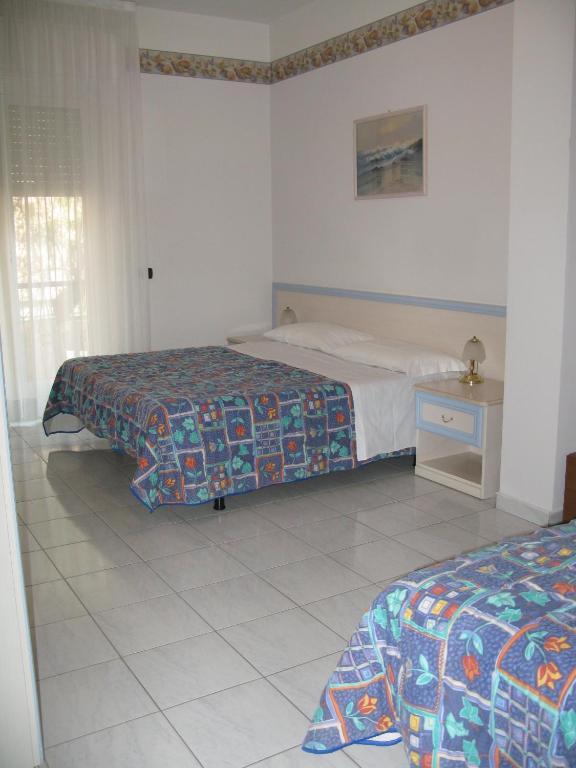 Hotel Residence Mediterraneo Diano Marina Zimmer foto